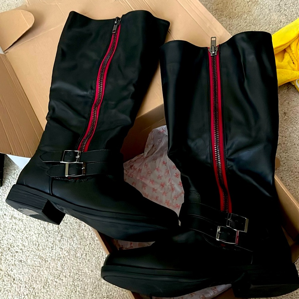 Black/Red Stripe Tall Moto Boots Sz 9